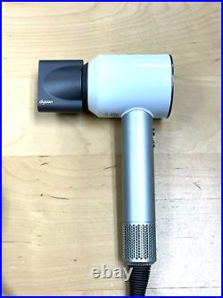 Dyson Supersonic Hair Dryer HD01 White/Silver plus Smoothing Nozzle, Diffuser