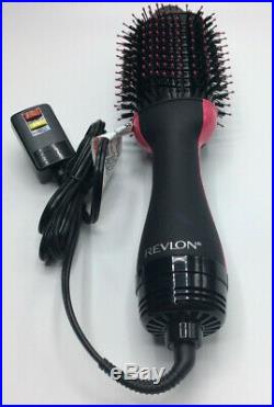 Revlon Pro Collection Salon One-Step Hair Dryer and Volumizer Comb Save UA